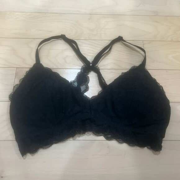 Women’s lace bralette - Picture 1 of 8